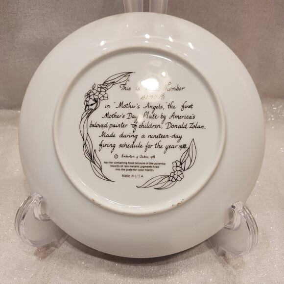 1988 Pemberton & Oaks "Mother's Angels Plate" Donald Zolan Mother's Day Plate - Picture 2 of 2
